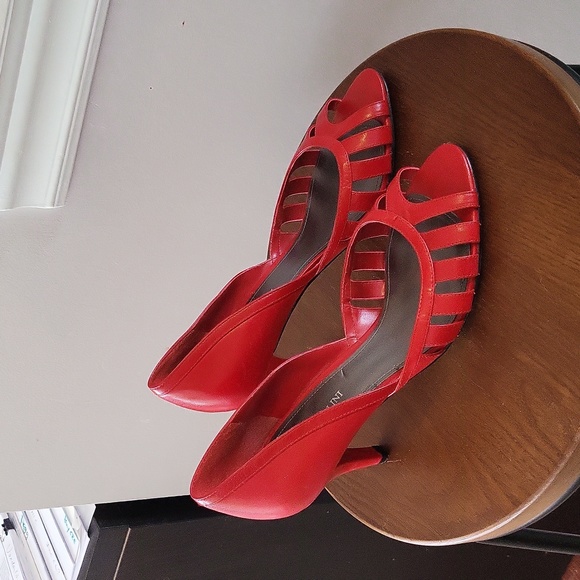 Enzo Angiolini Heels, Red, Size 7 - Picture 1 of 5